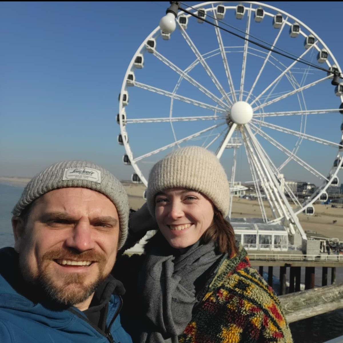 Original photo of Konrad and Caro in Den Haag before editing it with AI