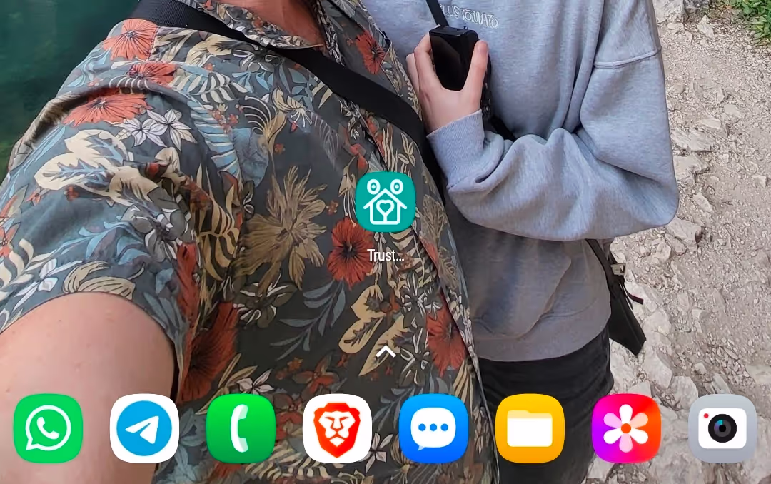 Trusted House Sitters Mobile App