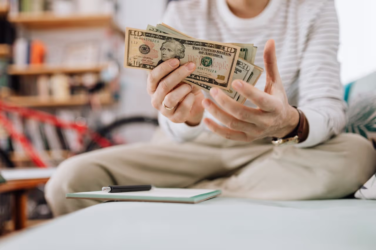 Money for utilities during a house sit