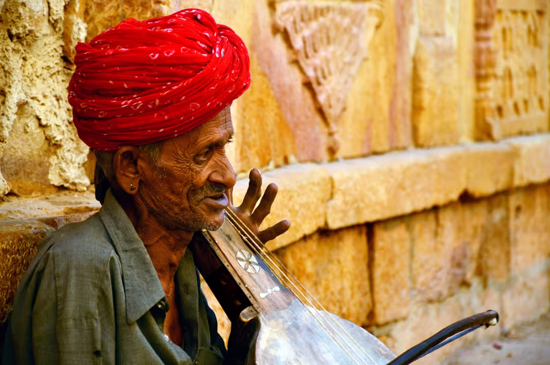 सामंजस्यपूर्ण सितार संगीत थंबनेल